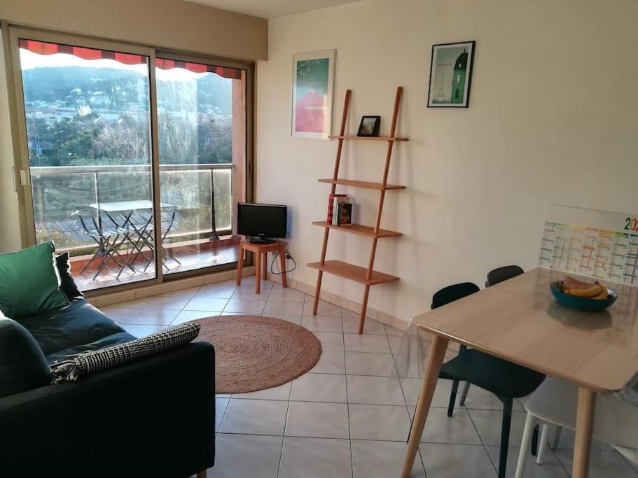 Ferienwohnung Les Jardins Du Luxembourg Hyères Exterior foto